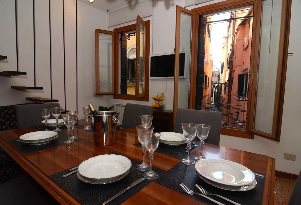 Classic Venice House الغرفة الصورة